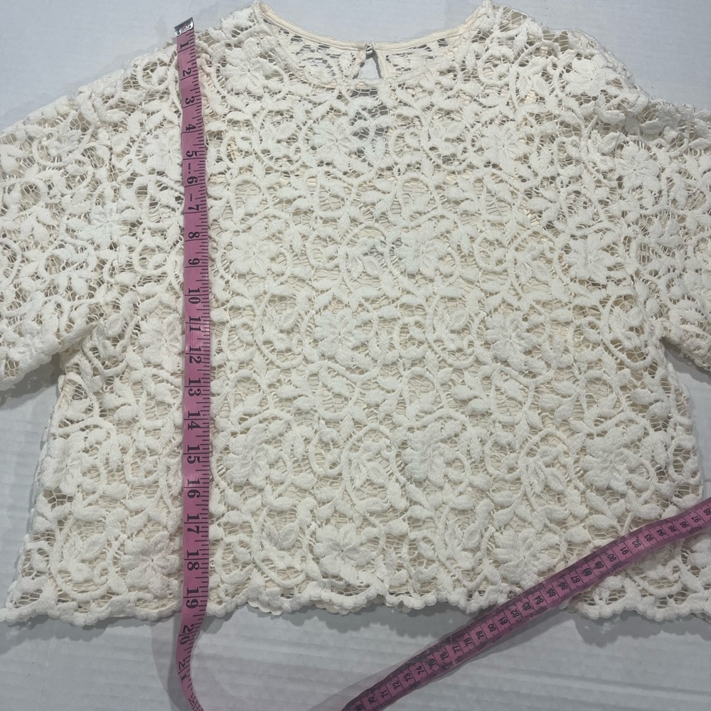 FUTURE COLLECTIVE LACE TOP (232) - Picture 4 of 13